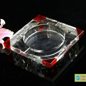 水晶烟灰缸