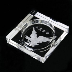 水晶烟灰缸