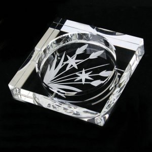 水晶烟灰缸