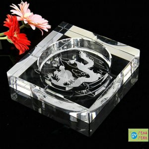 水晶烟灰缸